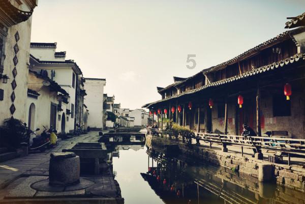 打个“出溜滑”到环州故城感受故城冬日的 别样风情